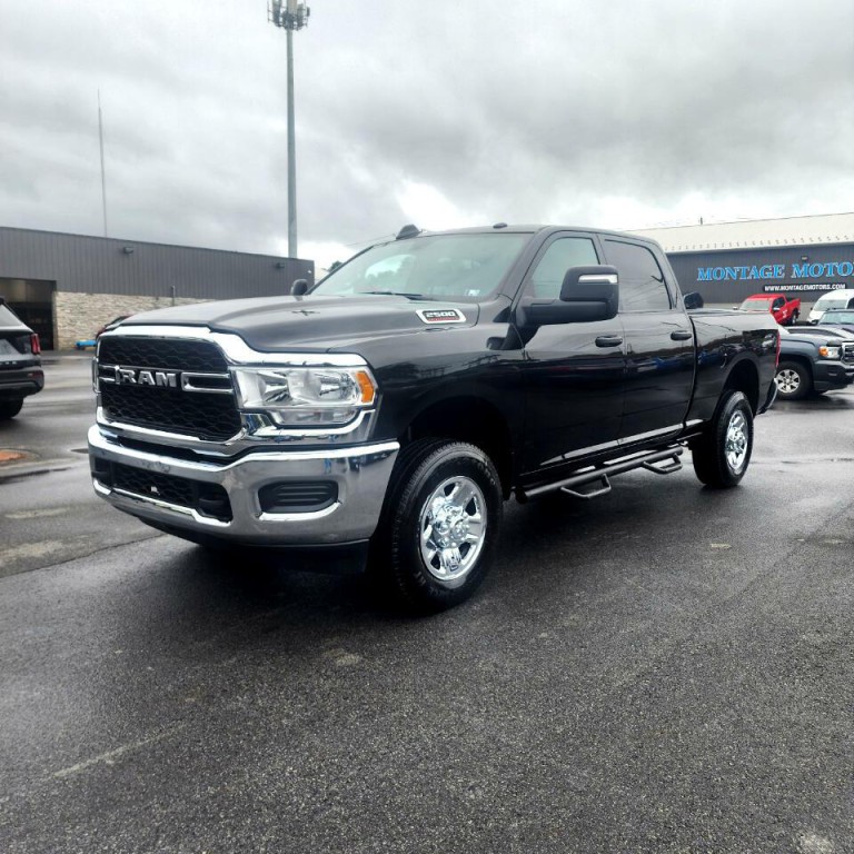 2024 RAM 2500 Image 2