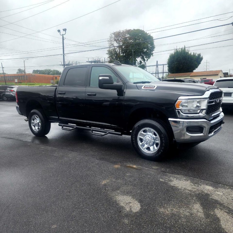 2024 RAM 2500 Image 5