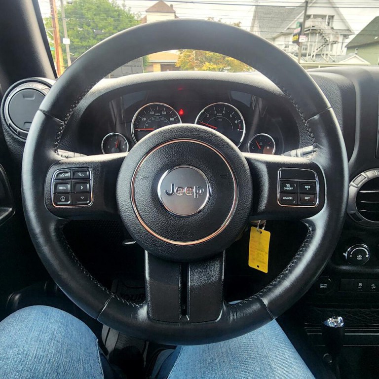2017 Jeep Wrangler Image 6