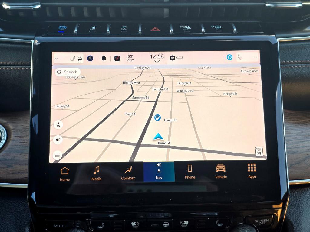 2023 Jeep Grand Cherokee Image 9