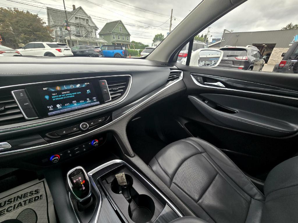 2019 Buick Enclave Image 10