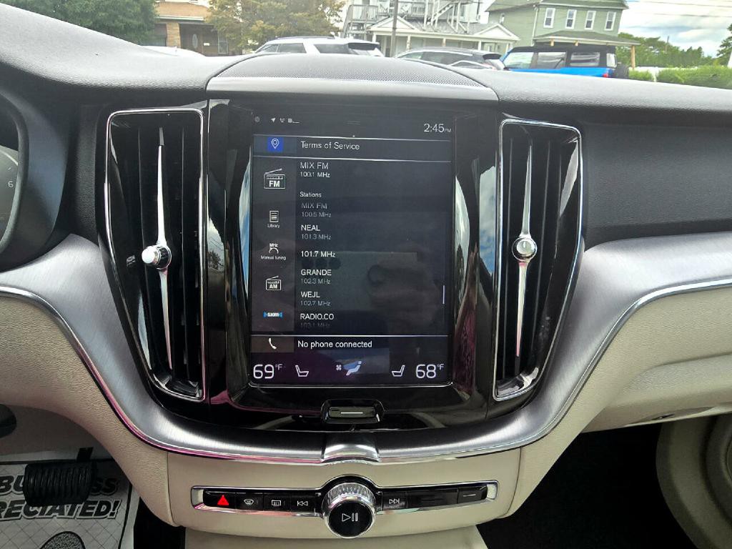 2020 Volvo XC60 Image 8