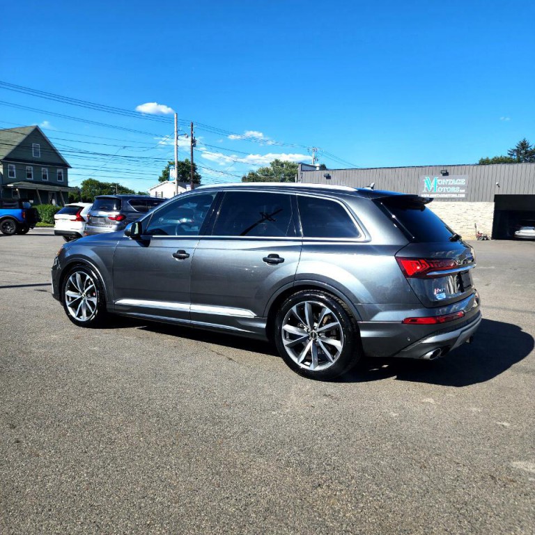 2021 Audi Q7 Image 3