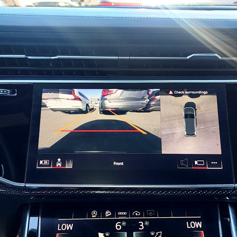 2021 Audi Q7 Image 9