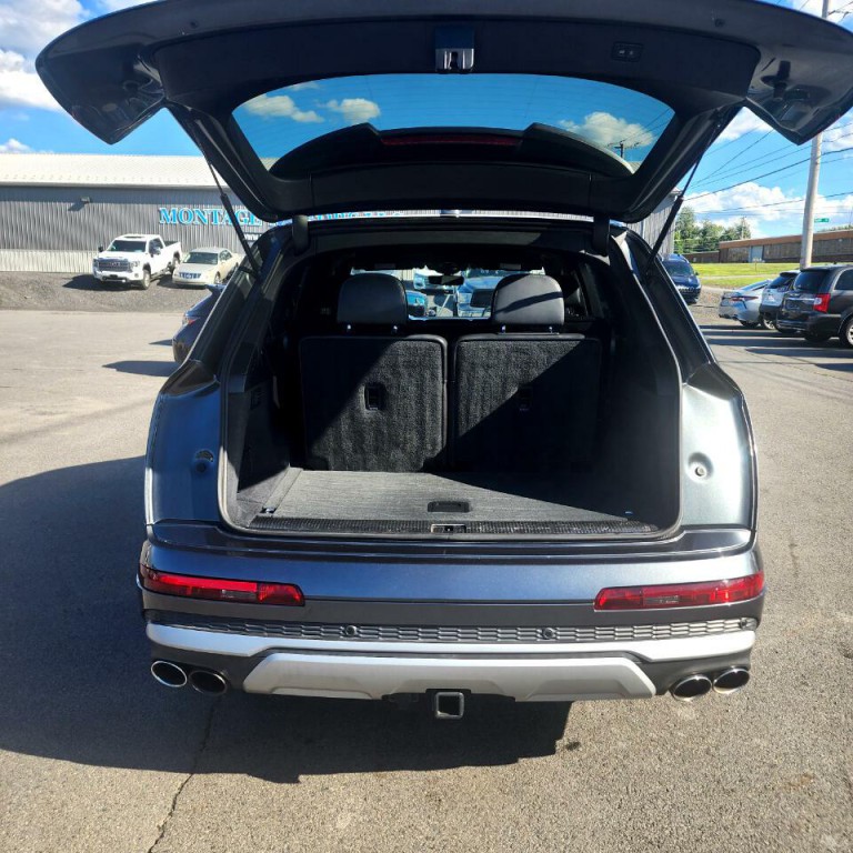 2021 Audi Q7 Image 21