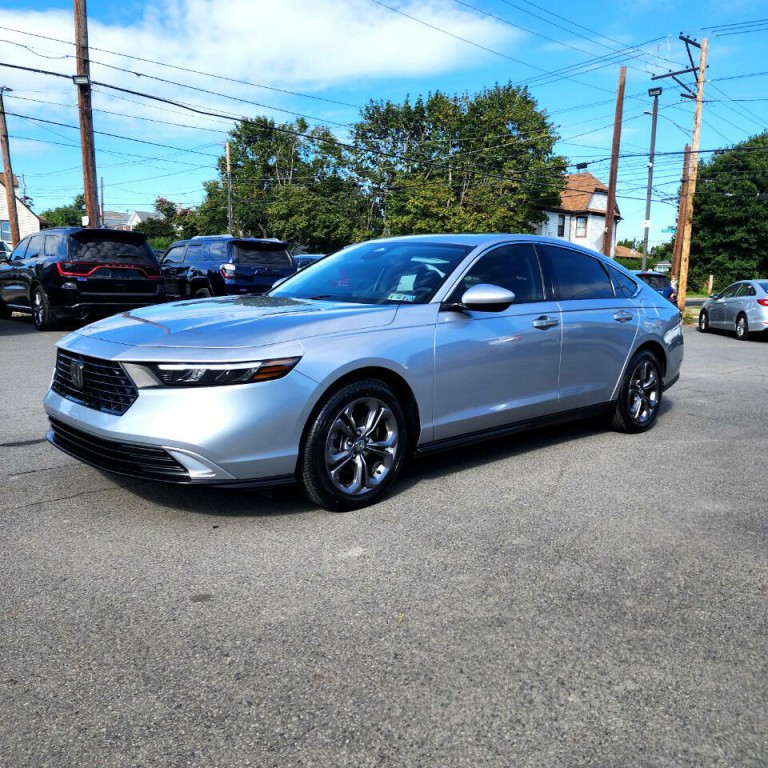 2023 Honda Accord Image 2