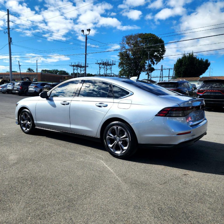 2023 Honda Accord Image 3