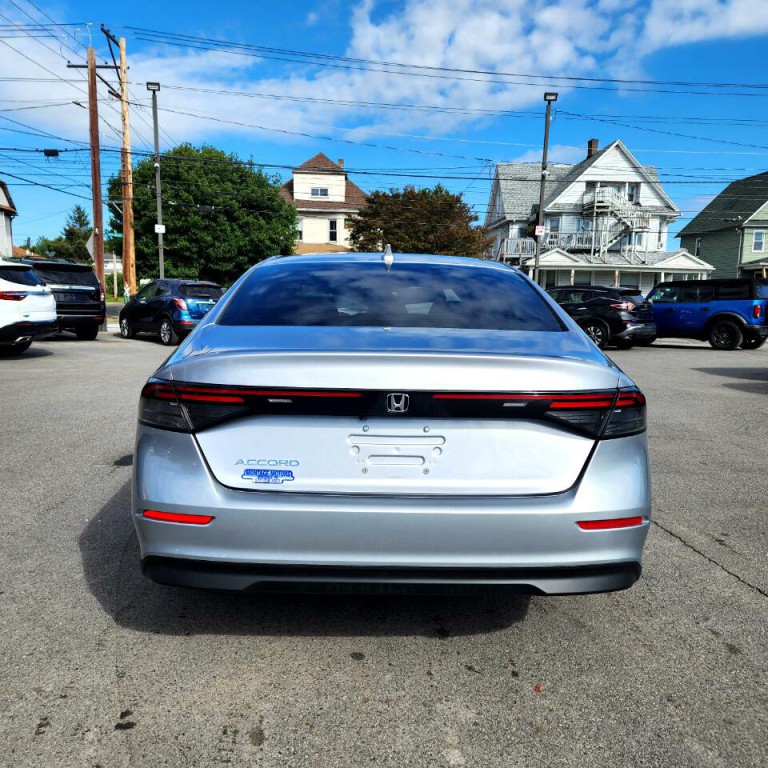 2023 Honda Accord Image 18