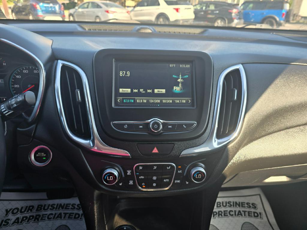 2018 Chevrolet Equinox Image 8