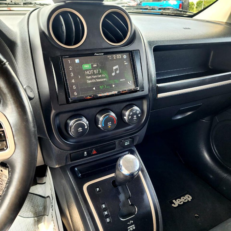 2017 Jeep Patriot Image 12