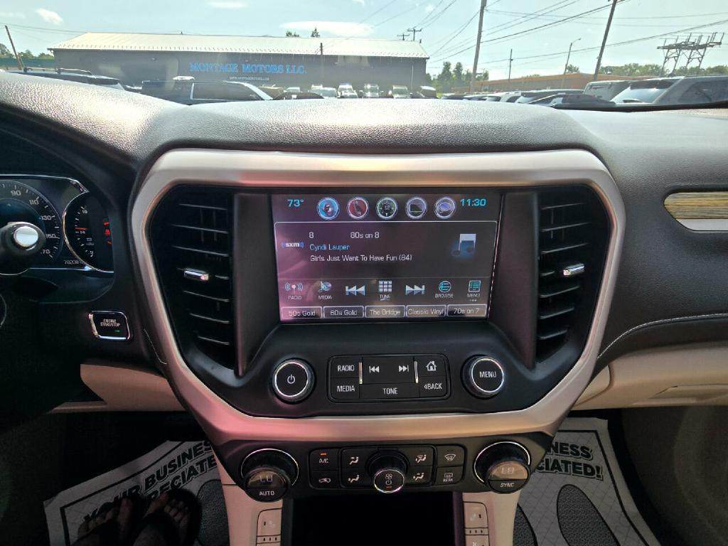 2017 GMC Acadia Image 8