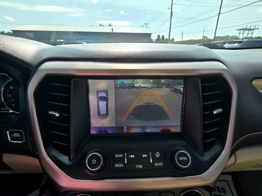 2017 GMC Acadia Image 9