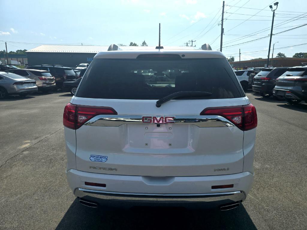 2017 GMC Acadia Image 20
