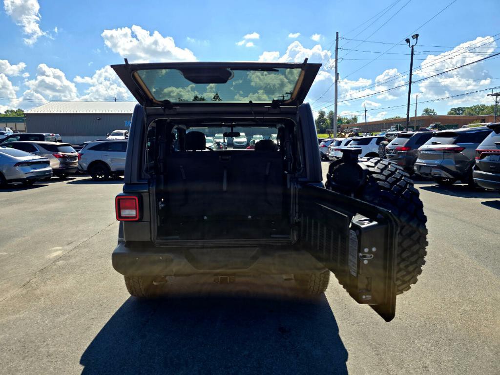 2022 Jeep Wrangler Image 17