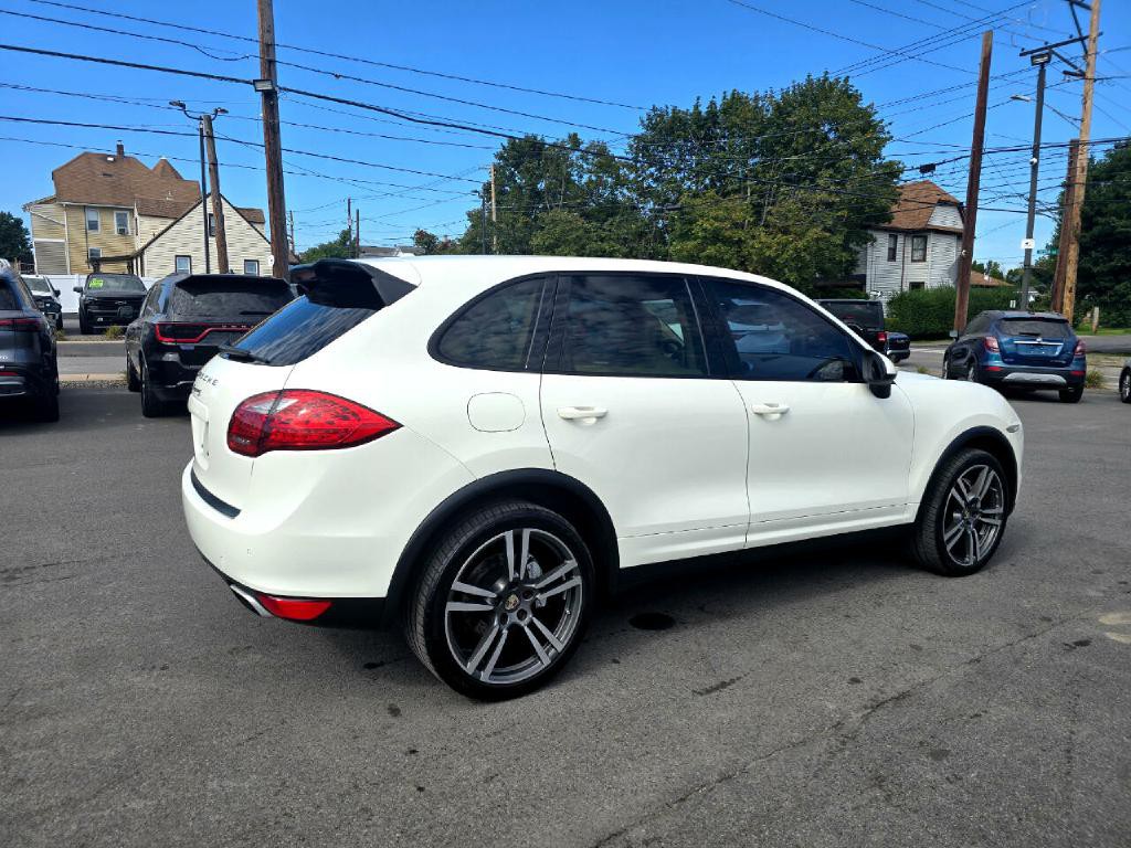 2012 Porsche Cayenne Image 4