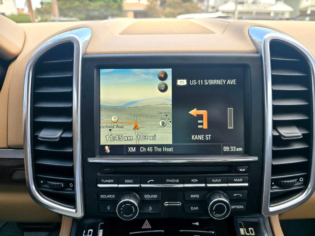 2012 Porsche Cayenne Image 8