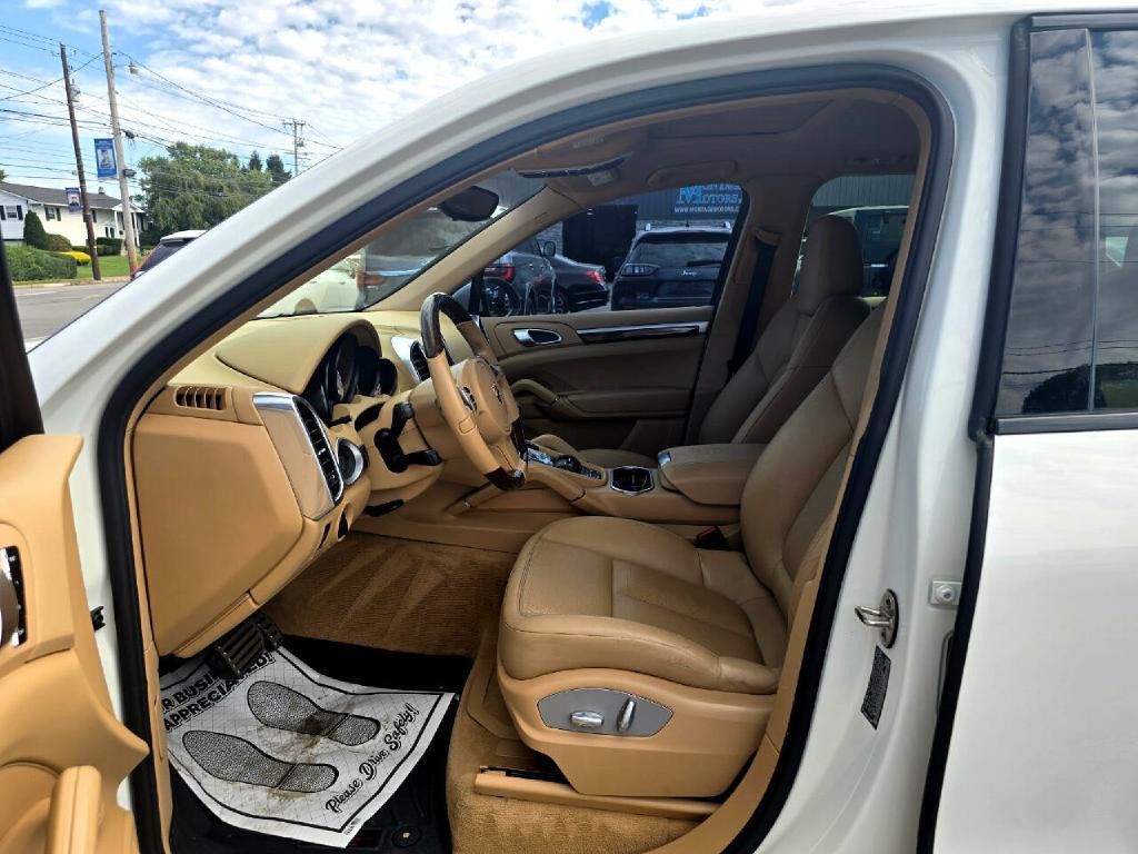 2012 Porsche Cayenne Image 11