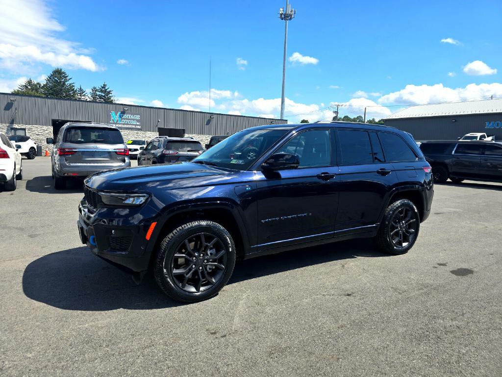 2023 Jeep Grand Cherokee Image 2