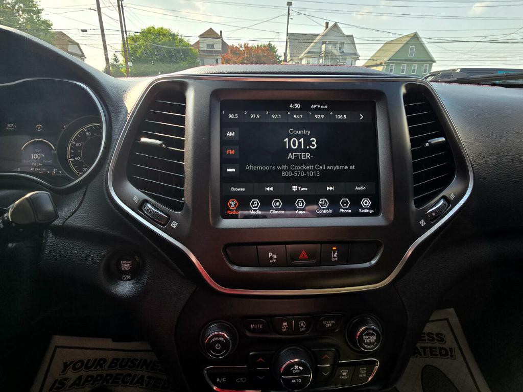 2022 Jeep Cherokee Image 8
