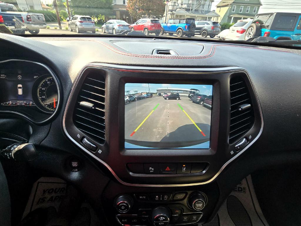 2022 Jeep Cherokee Image 9