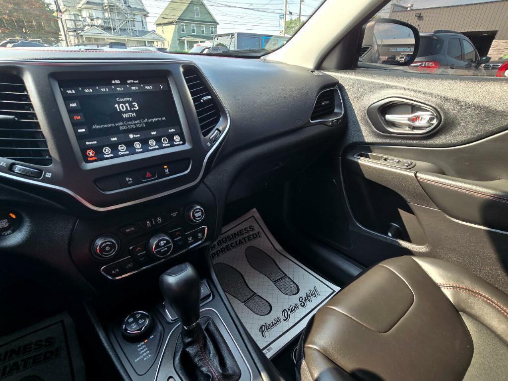 2022 Jeep Cherokee Image 11