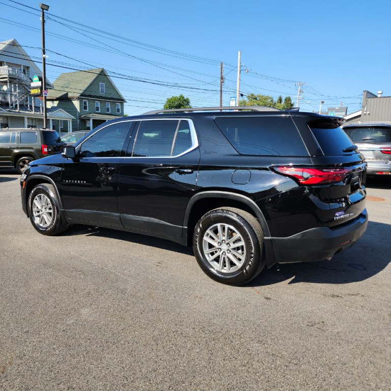 2022 Chevrolet Traverse Image 3