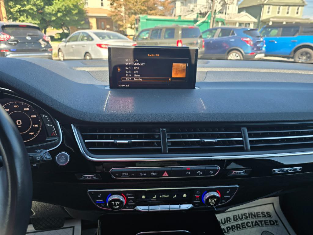 2019 Audi Q7 Image 10