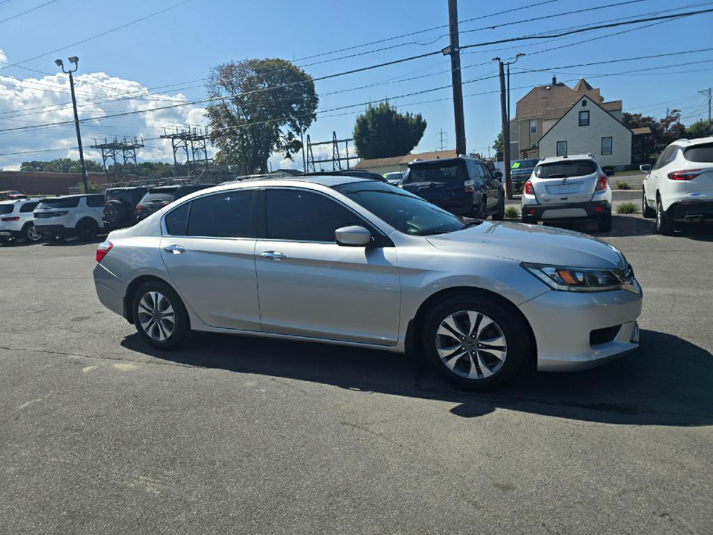 2015 Honda Accord Image 5
