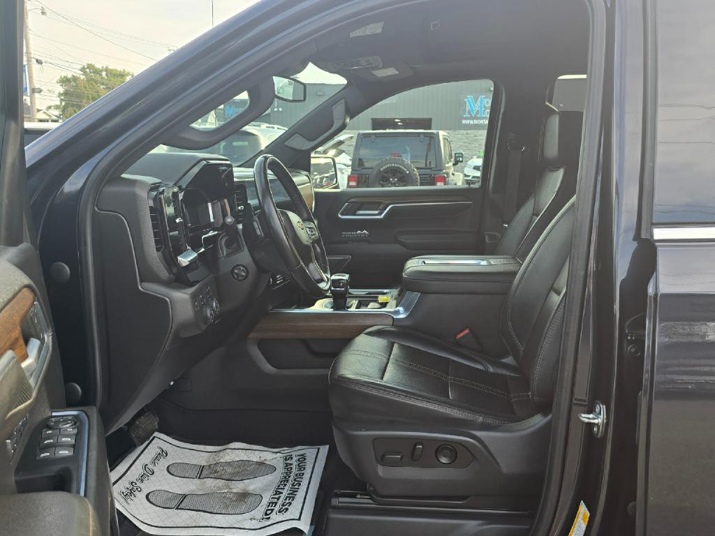 2022 Chevrolet Silverado 1500 Image 12
