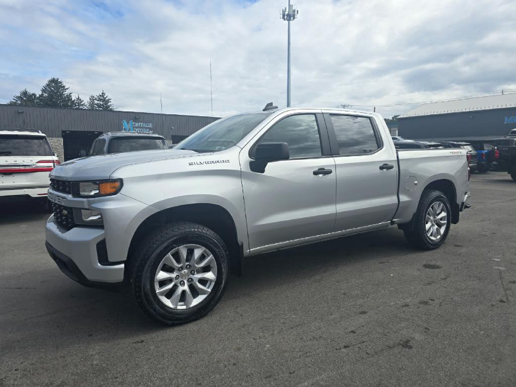 2022 Chevrolet Silverado 1500 Image 2
