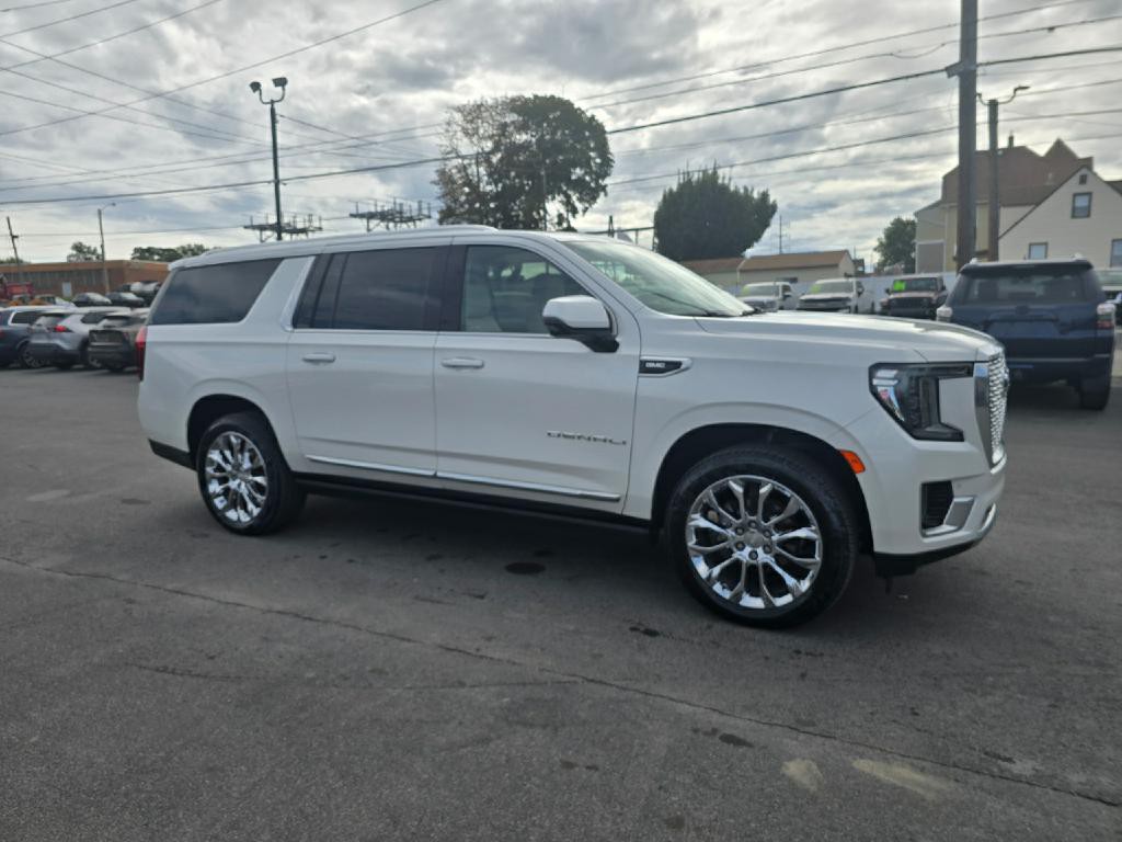 2022 GMC Yukon Image 5