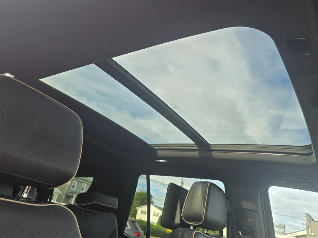 2023 Chevrolet Tahoe Image 12