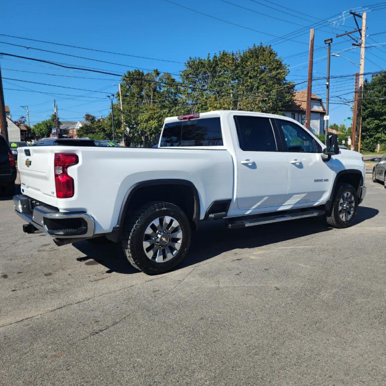 2024 Chevrolet Silverado 1500 Image 4
