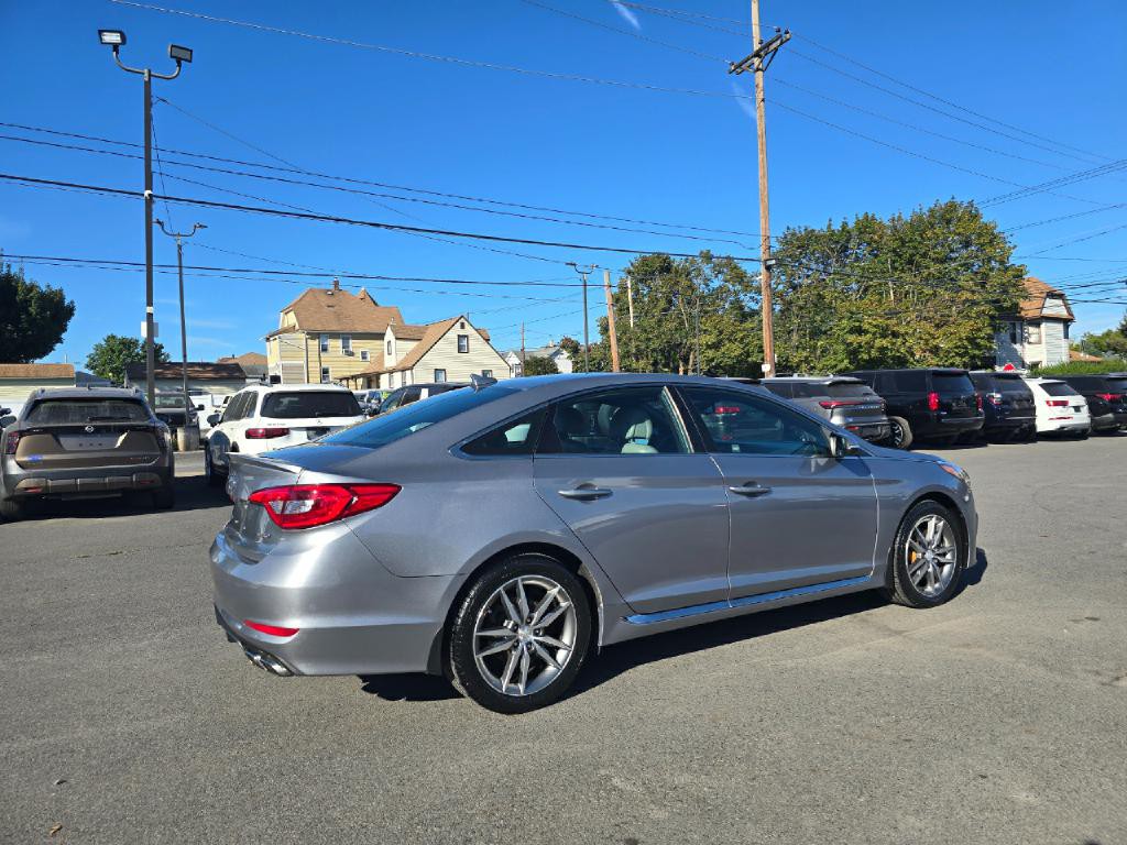 2017 Hyundai Sonata Image 5