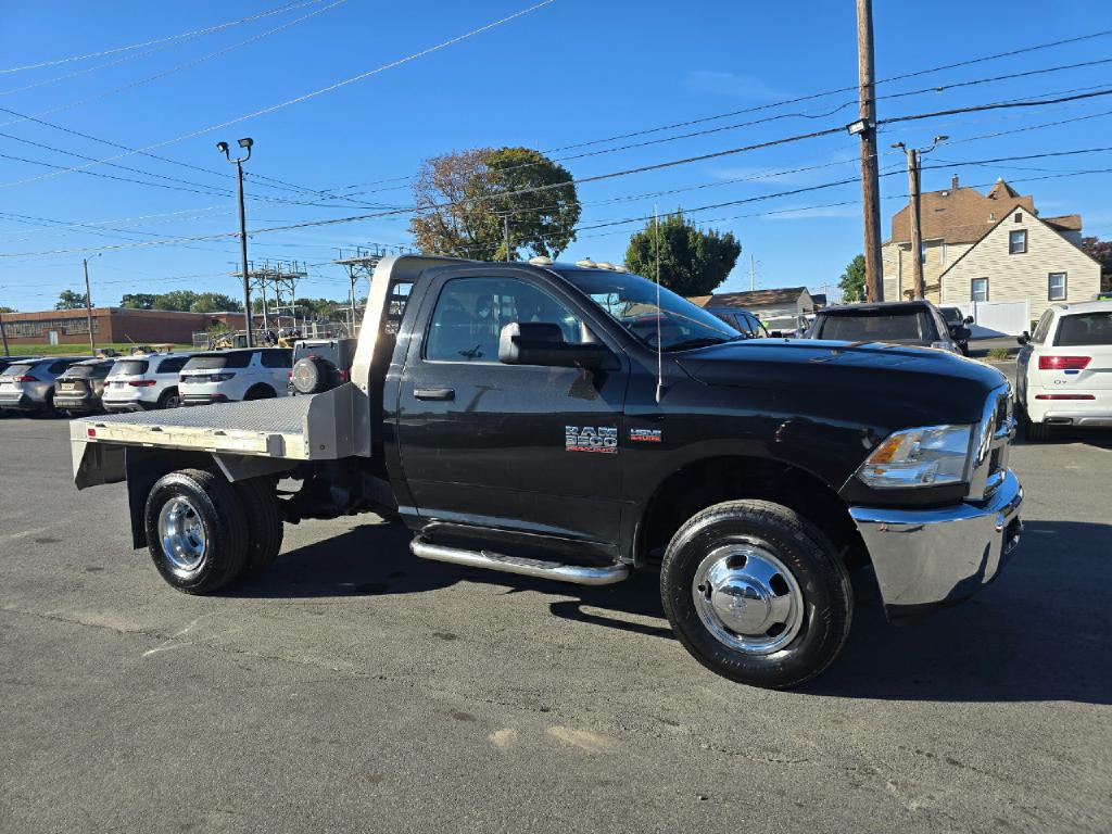 2016 RAM 3500 Image 4