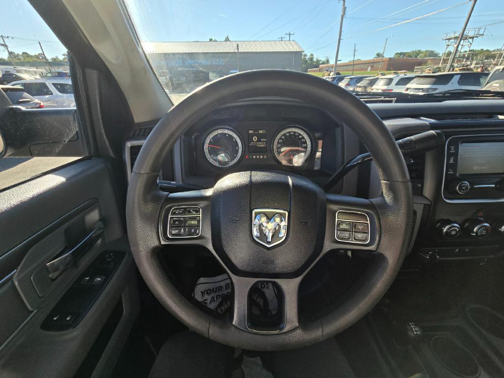 2016 RAM 3500 Image 6