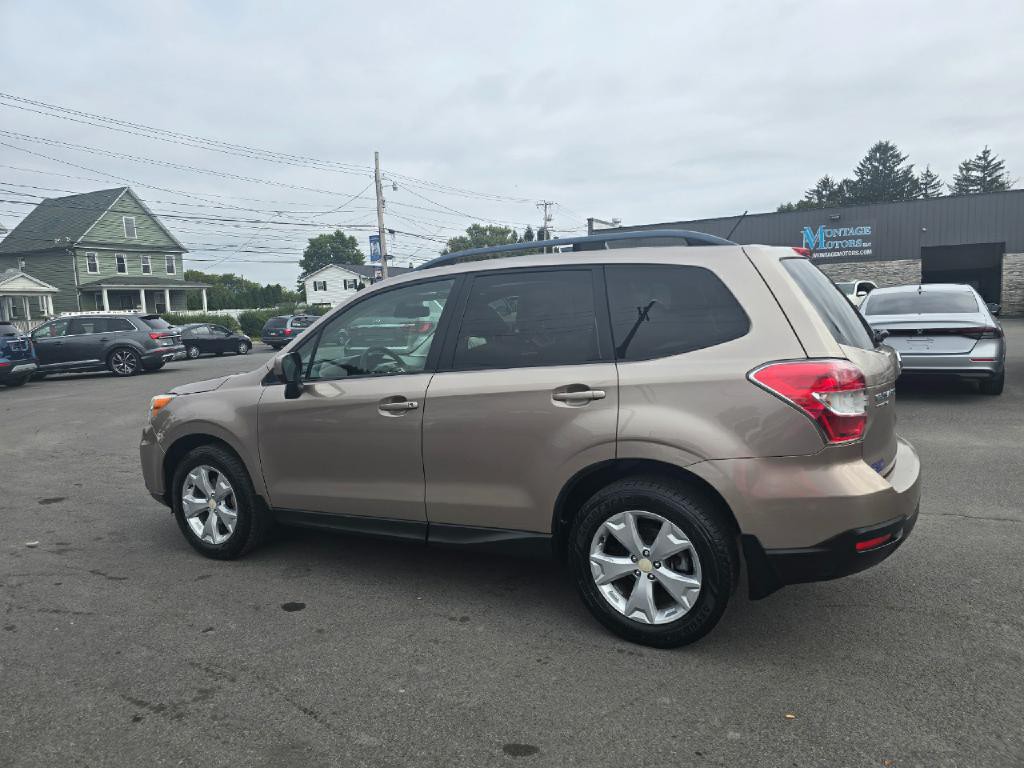 2015 Subaru Forester Image 3
