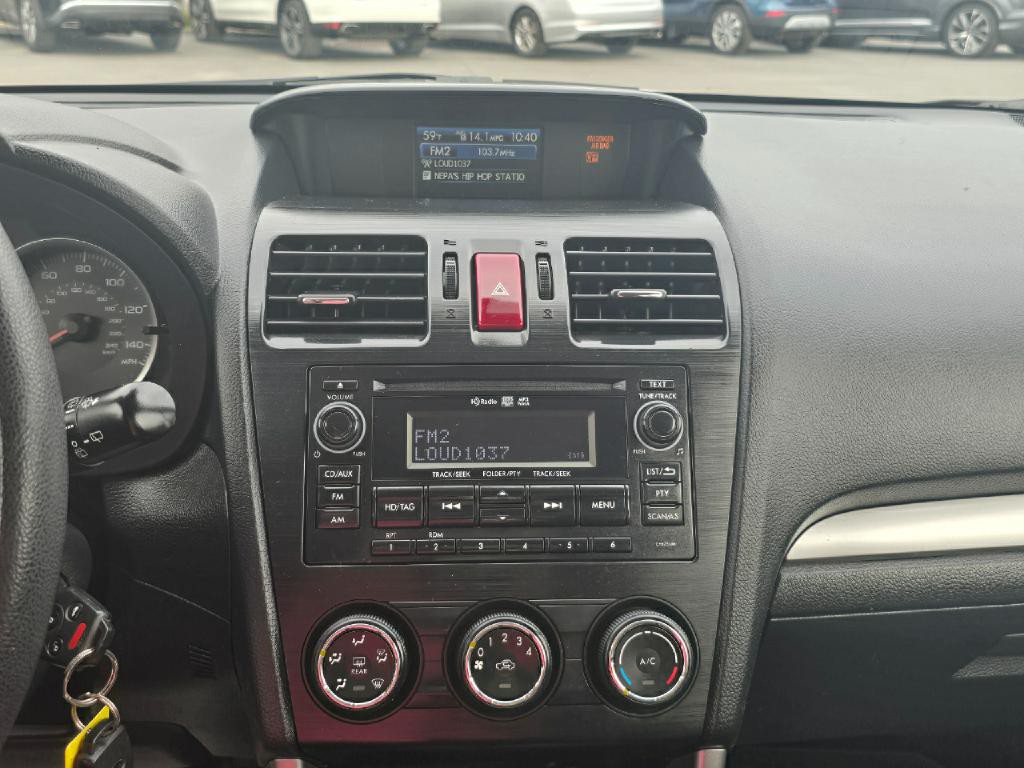 2015 Subaru Forester Image 9