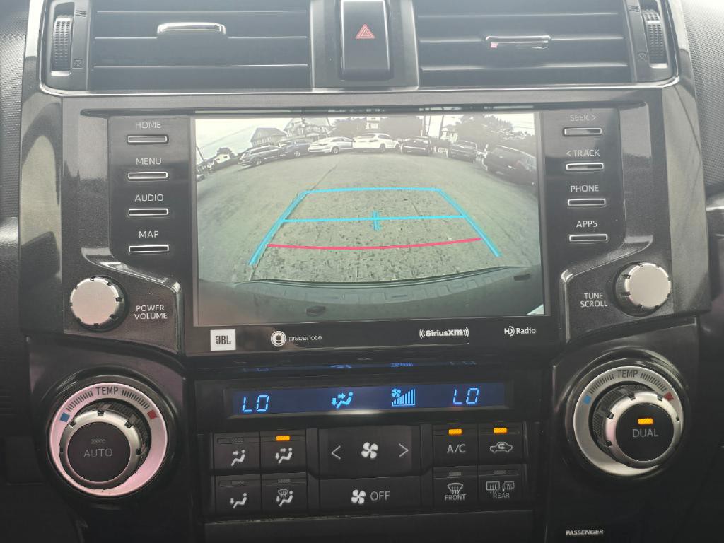 2020 Toyota 4Runner Image 9