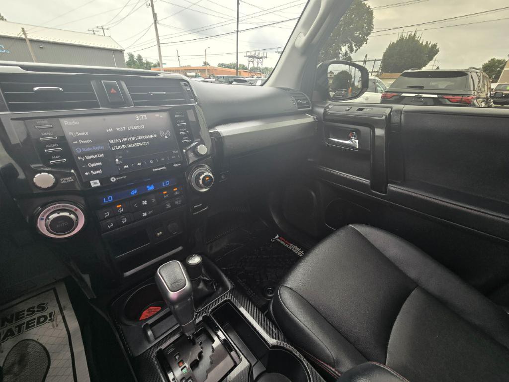 2020 Toyota 4Runner Image 11