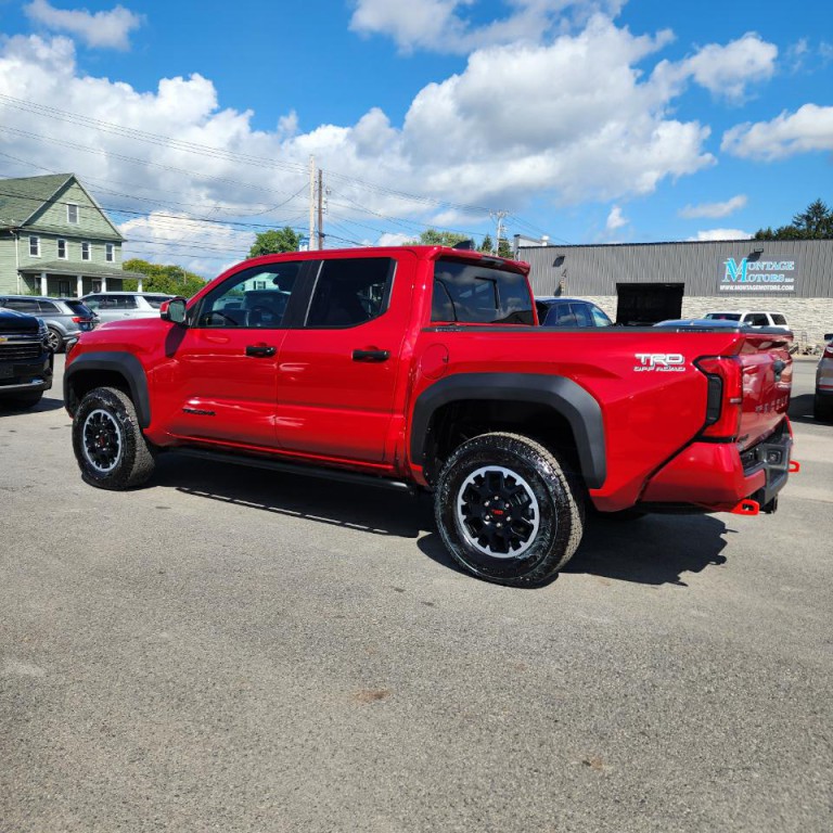 2024 Toyota Tacoma Image 3