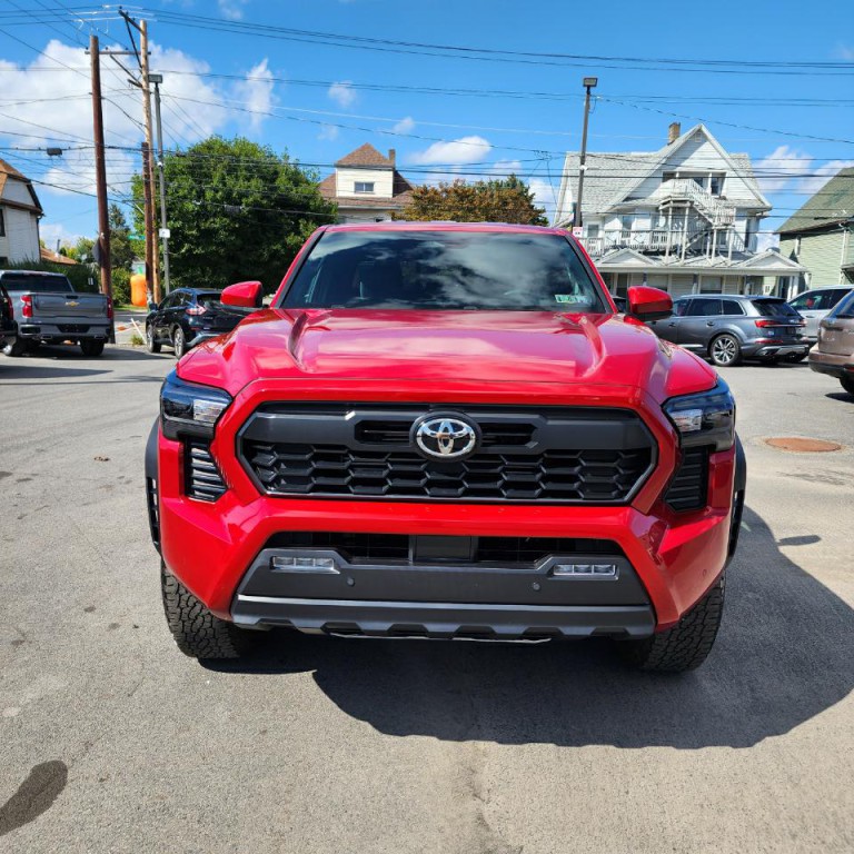 2024 Toyota Tacoma Image 13