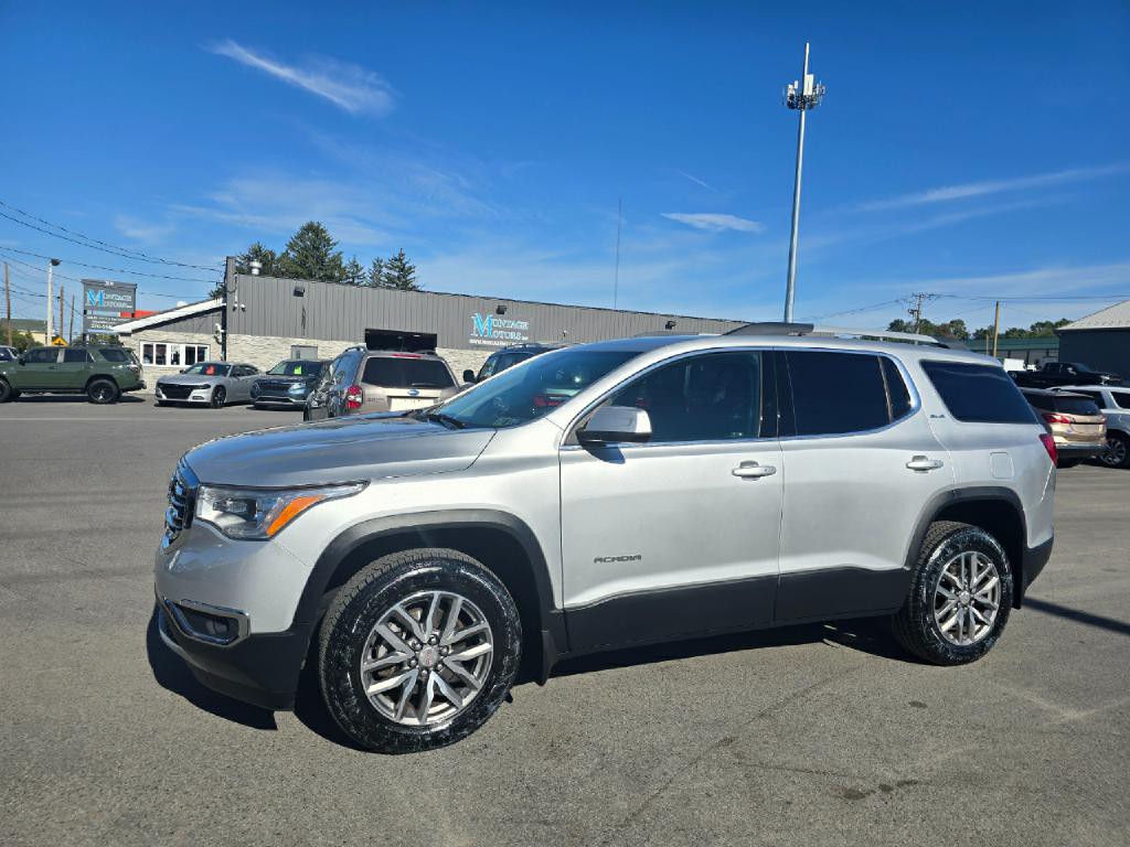 2019 GMC Acadia Image 2