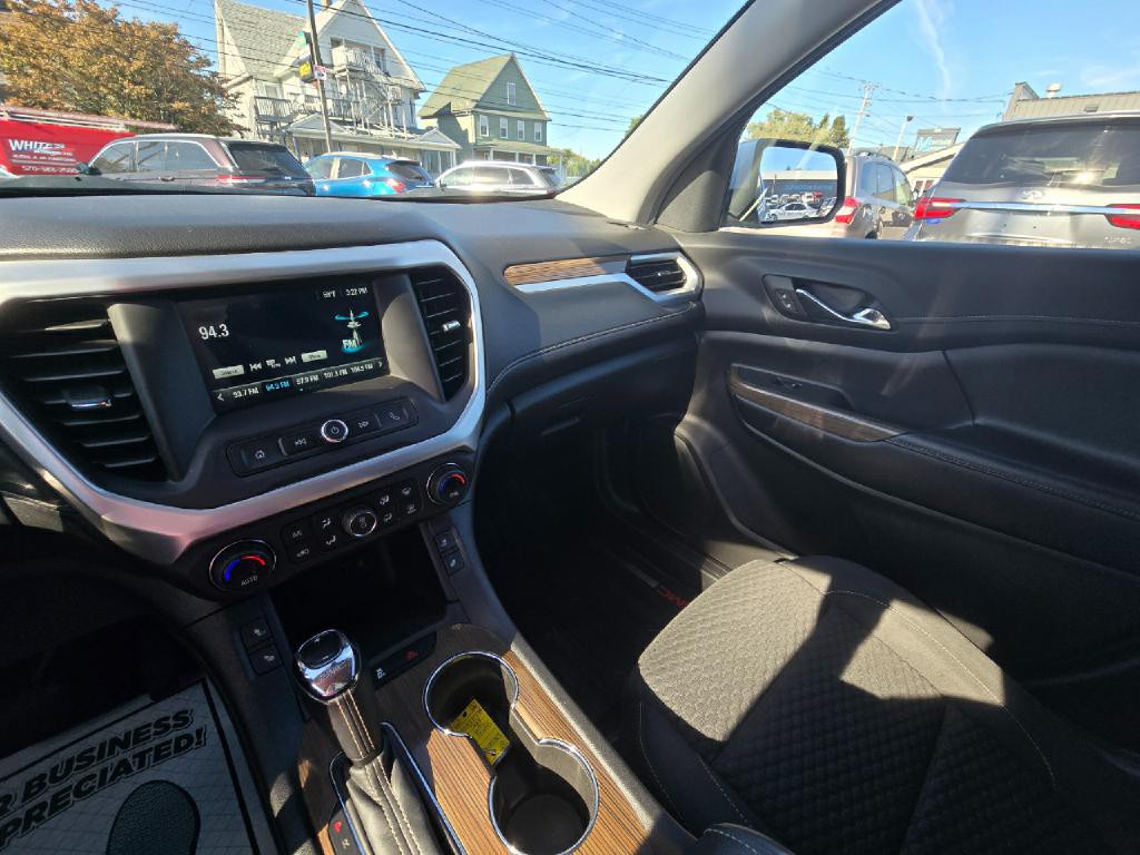 2019 GMC Acadia Image 10