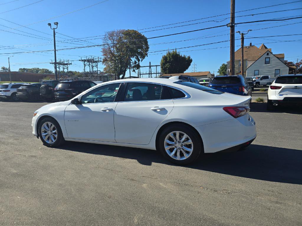 2019 Chevrolet Malibu Image 3