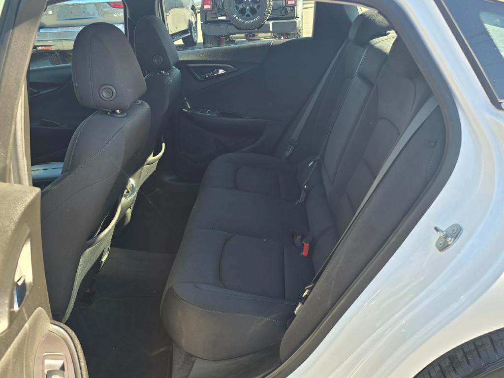 2019 Chevrolet Malibu Image 12
