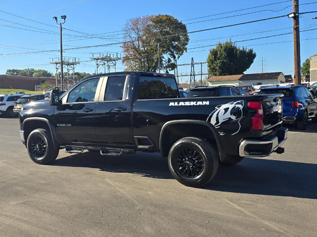 2021 Chevrolet Silverado 1500 Image 3