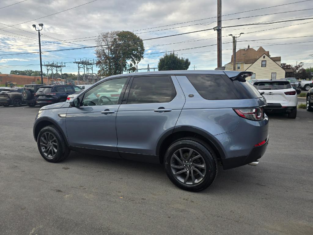 2018 Land Rover Discovery Sport Image 3