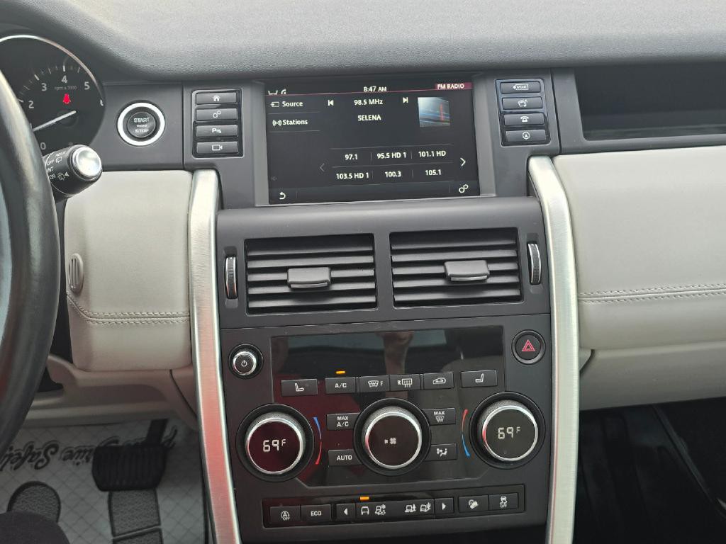 2018 Land Rover Discovery Sport Image 8