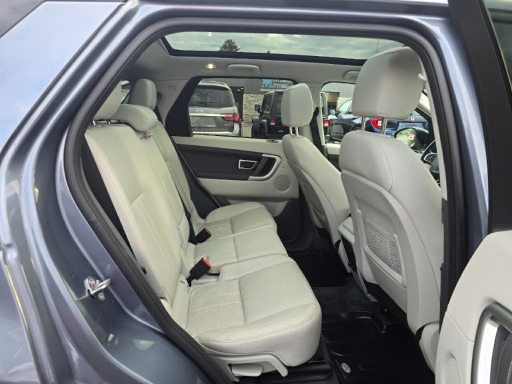 2018 Land Rover Discovery Sport Image 15